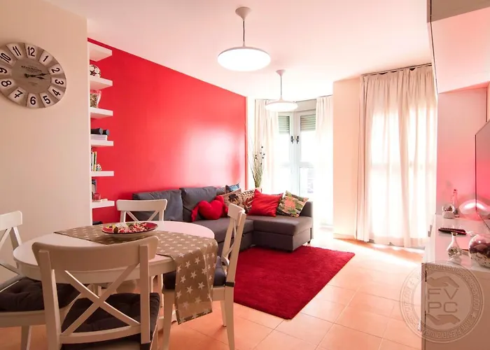Red Surf Home